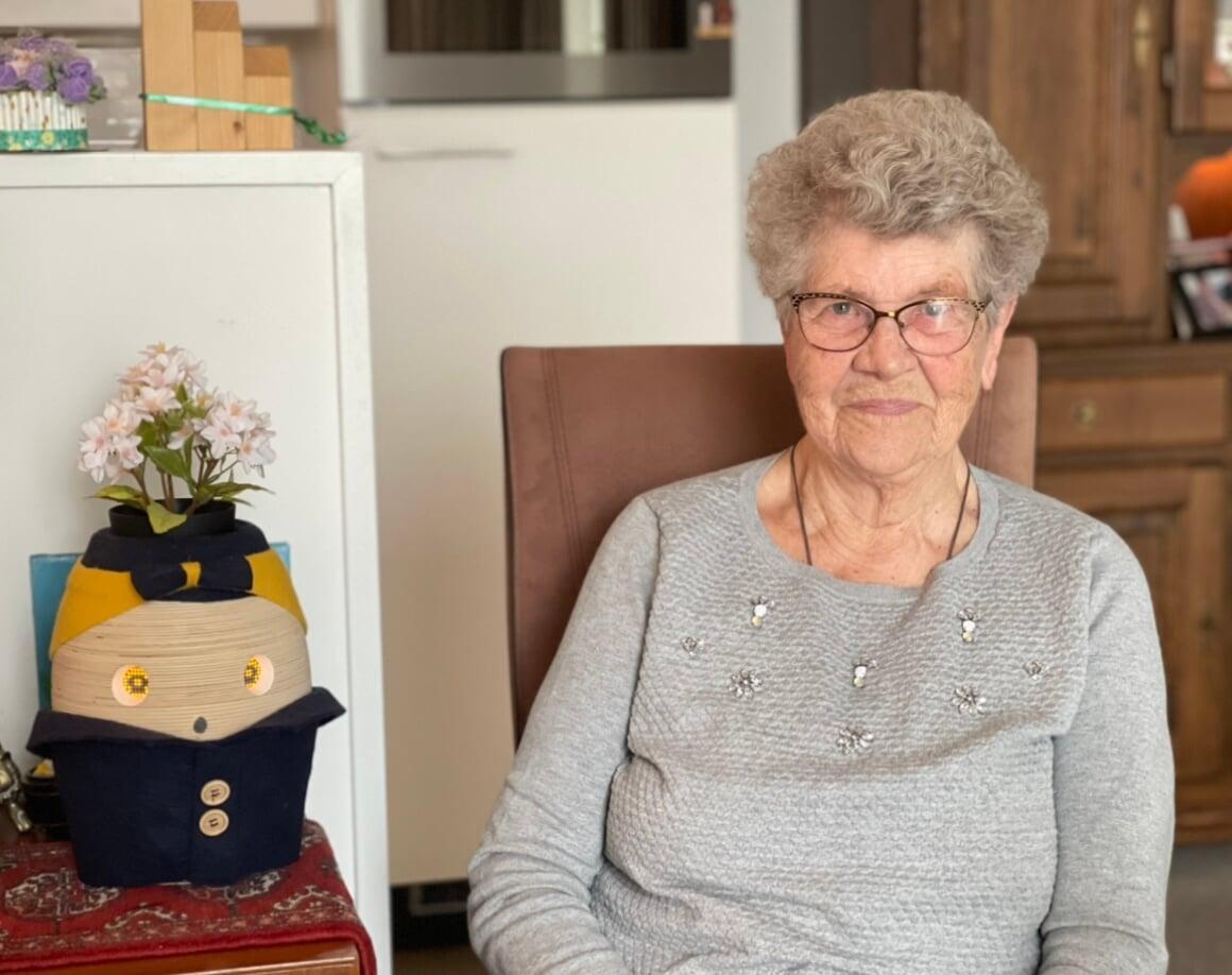 “Tessa ondersteunt mevrouw Nettenbreijers in het dagelijks leven” An Cobussen, verzorgende bij Zorggroep Maas & Waal